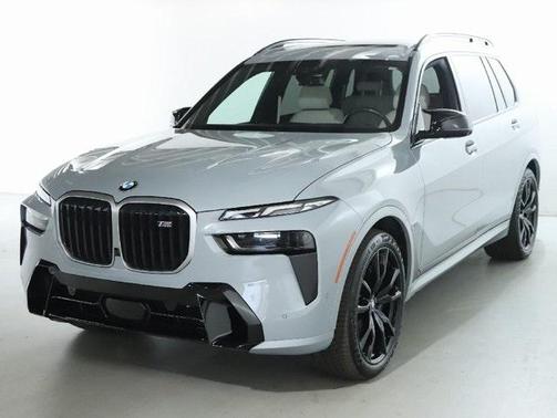 2024 BMW X7 M60i