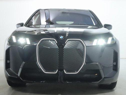 2026 BMW iX xDrive60
