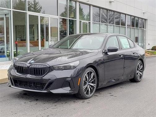 2025 BMW 550e xDrive