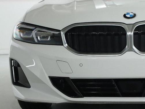 2025 BMW 330 i xDrive