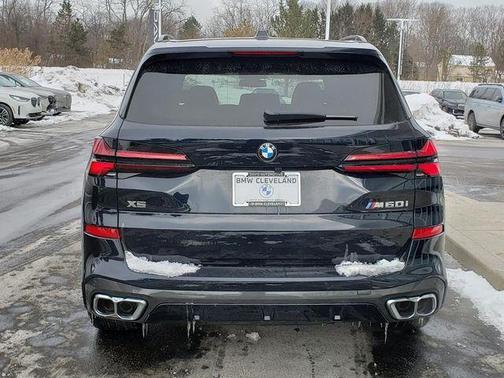 2026 BMW X5 M60i
