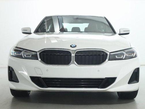 Alpine White 2024 BMW 330 i xDrive