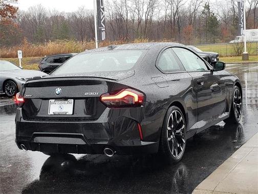 2026 BMW 230 i xDrive