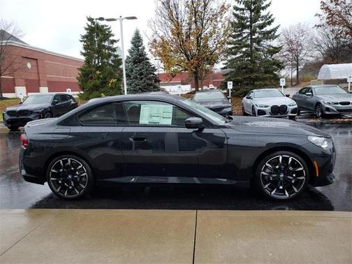 2026 BMW 230 i xDrive