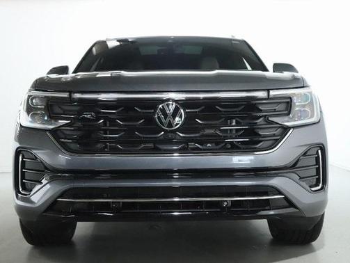 2024 Volkswagen Atlas Cross Sport 2.0T SEL Premium R-Line