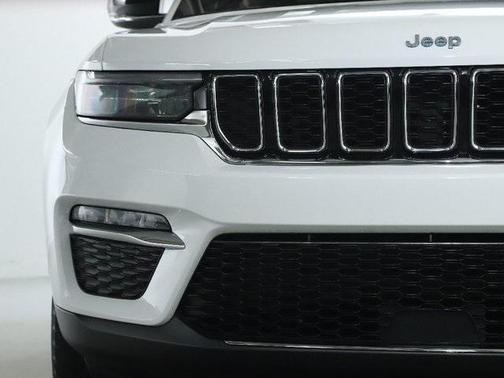 2022 Jeep Grand Cherokee 4xe Base