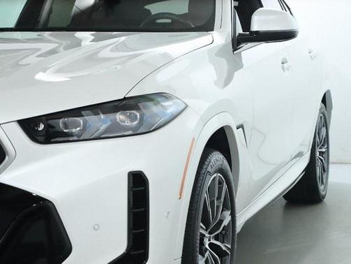 2024 BMW X6 xDrive40i