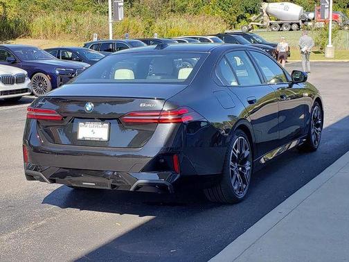 2026 BMW 530 i xDrive