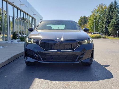 2026 BMW 530 i xDrive