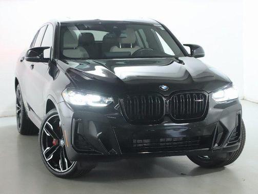 Black Sapphire Metallic 2023 BMW X4 M40i