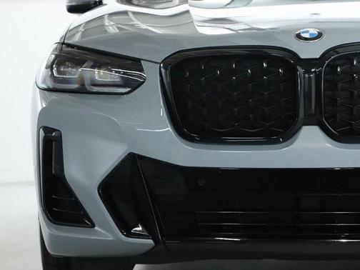 2023 BMW X4 xDrive30i