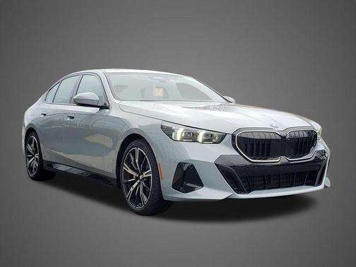 2026 BMW 530 i xDrive