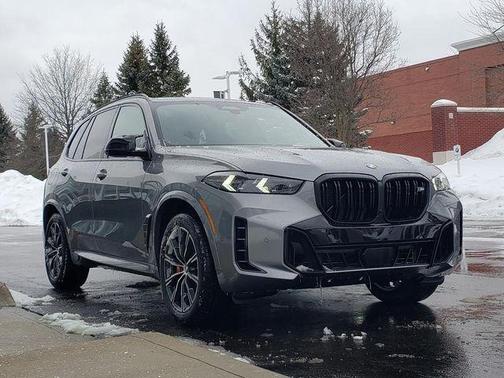 2026 BMW X5 M60i