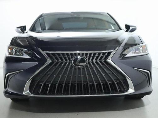2022 Lexus ES 350 Base