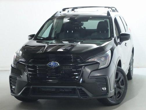 Crystal Black Silica 2024 Subaru Ascent Onyx Edition Limited