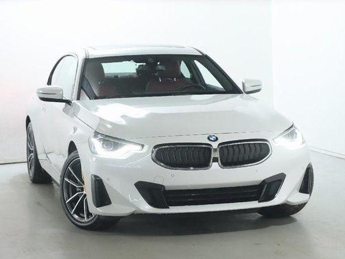 2023 BMW 230 i xDrive