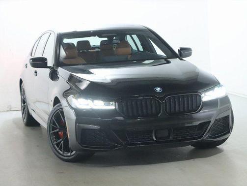 Black Sapphire Metallic 2023 BMW 530e 530e xDrive