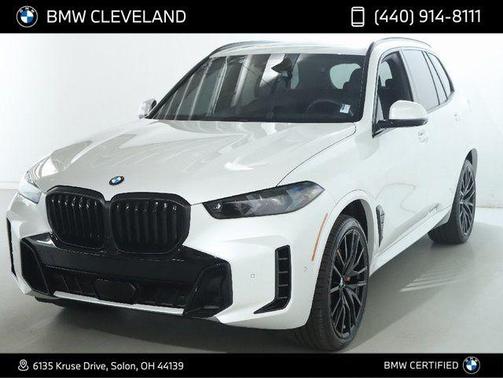 Mineral White Metallic 2025 BMW X5 xDrive40i