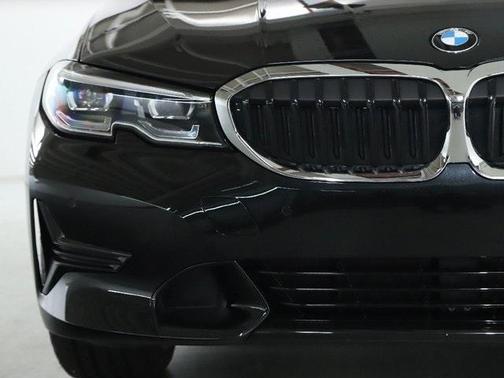 2022 BMW 330 i xDrive