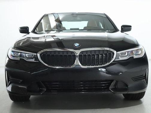 2022 BMW 330 i xDrive