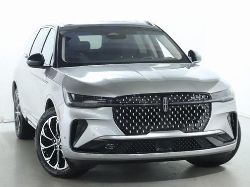 2024 Lincoln Nautilus Reserve