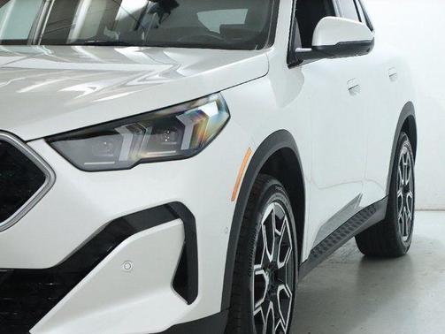 2025 BMW X2 xDrive28i