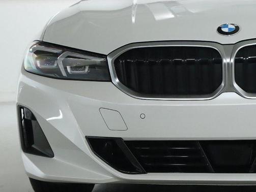 2025 BMW 330 i xDrive