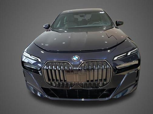 2026 BMW 760 760i xDrive
