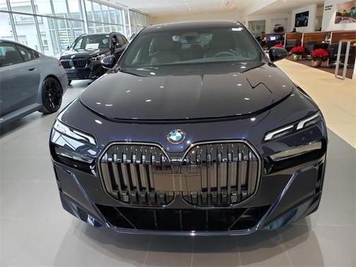 2026 BMW 760 760i xDrive