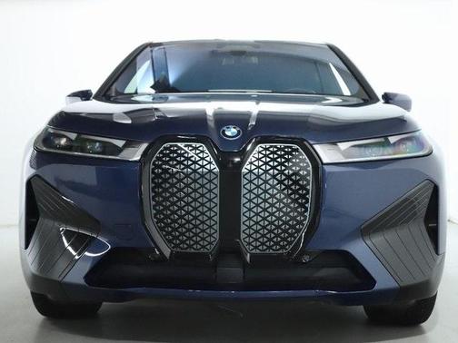 2025 BMW iX xDrive50