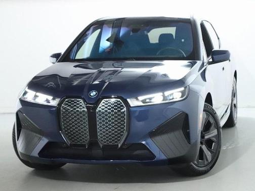 2025 BMW iX xDrive50