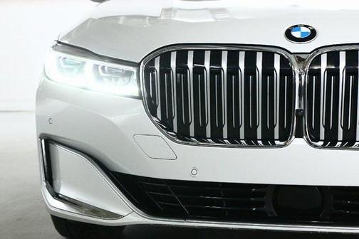 2022 BMW 750 i xDrive