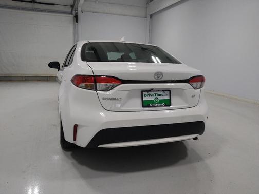 White 2022 Toyota Corolla LE