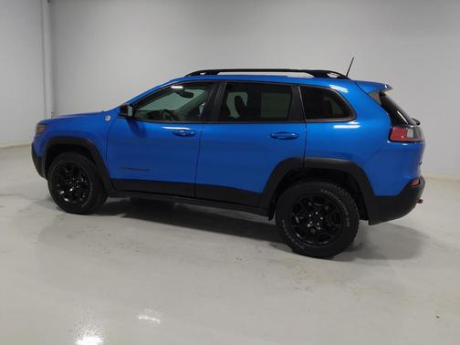 2022 Jeep Cherokee Trailhawk
