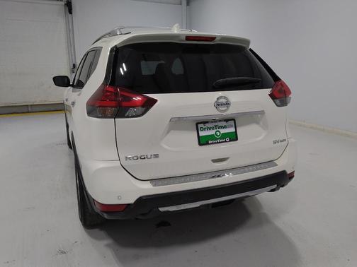 White 2020 Nissan Rogue SV