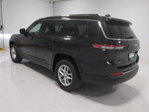 2022 Jeep Grand Cherokee L Laredo