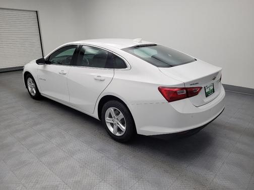Summit White 2024 Chevrolet Malibu FWD 1LT