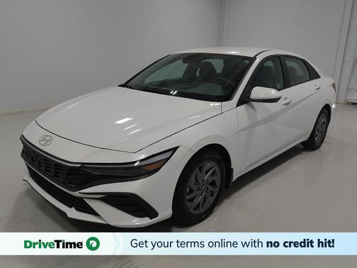 Serenity White 2024 Hyundai ELANTRA SEL