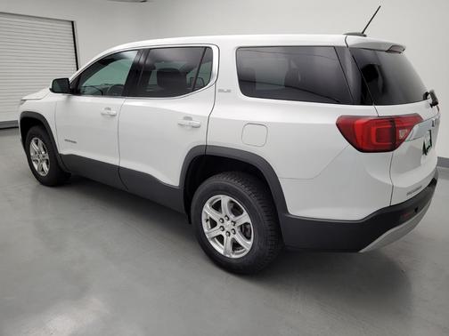 Photo 3 of 32 of 2019 GMC Acadia SLE-1