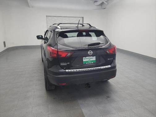 2018 Nissan Rogue Sport SV