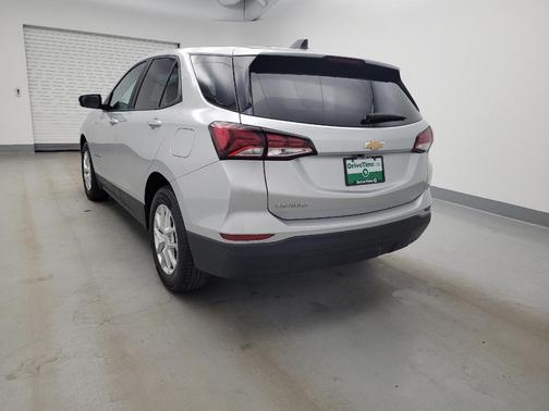 Iron Gray Metallic 2022 Chevrolet Equinox LS