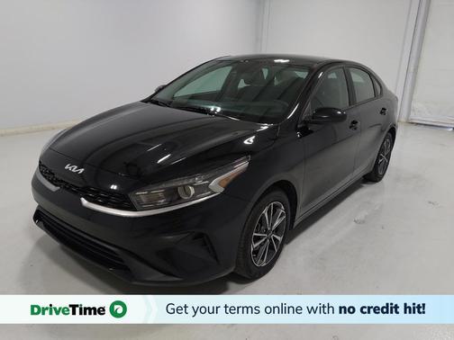 Aurora Black 2024 Kia Forte LXS