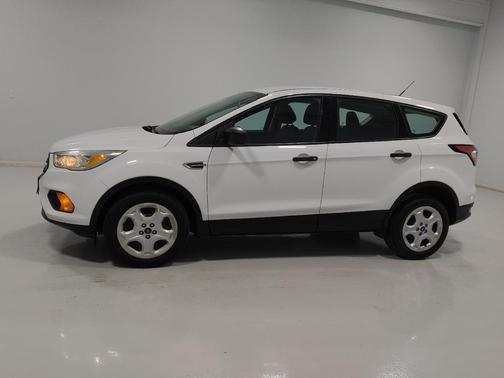 Oxford White 2017 Ford Escape S