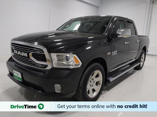Brilliant Black Crystal Pearlcoat 2016 RAM 1500 Longhorn