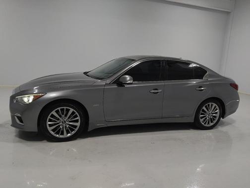 2018 INFINITI Q50 2.0t LUXE