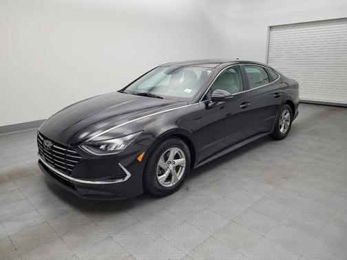 2023 Hyundai SONATA SE
