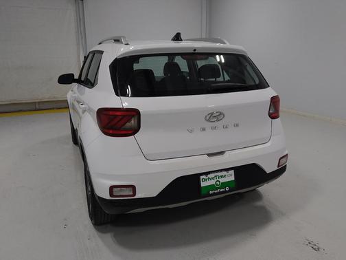 2022 Hyundai VENUE SEL