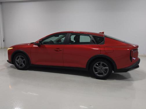 Currant Red 2025 Kia K4 LXS