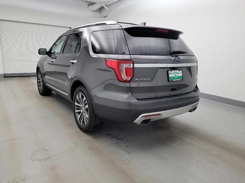 Gray 2017 Ford Explorer Platinum