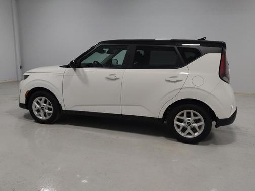 2025 Kia Soul S
